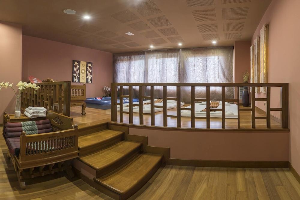 Thai Si Royal Thai Spa Lovadina Exterior photo